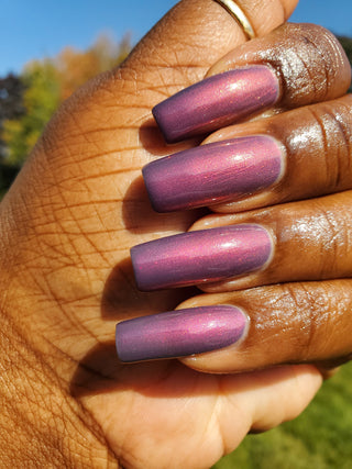 Image provided for Bee's Knees by a paid swatcher featuring the nail polish " Reckless "