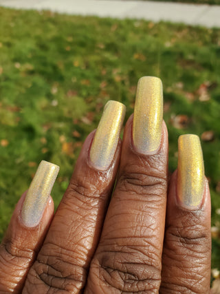 Image provided for Bee's Knees by a paid swatcher featuring the nail polish " Lemon "