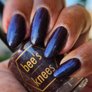 Image provided for Bee's Knees by a paid swatcher featuring the nail polish " Daydreams "