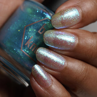 Image provided for Bee's Knees by a paid swatcher featuring the nail polish " Serendipitous Sign "